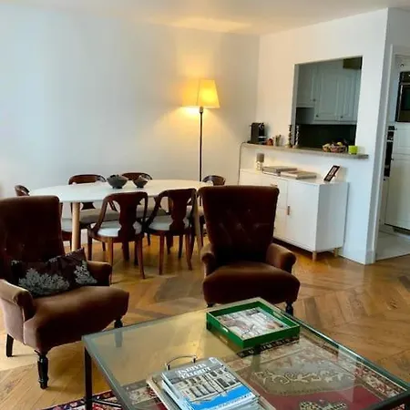 Lejlighed West Living-charming In Luxurious Madeleine Area *